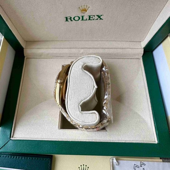 ROLEX      Day Date 40 RO1547