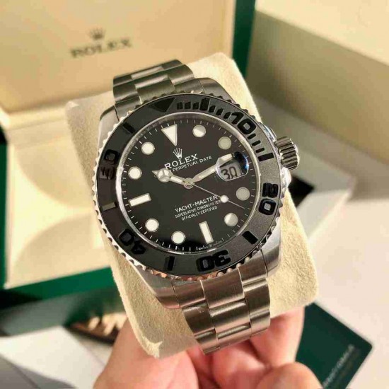 ROLEX    A Yacht-Master RO1586 (SALE)