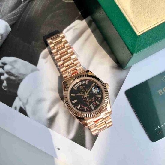 ROLEX    Day Date 40 RO1636