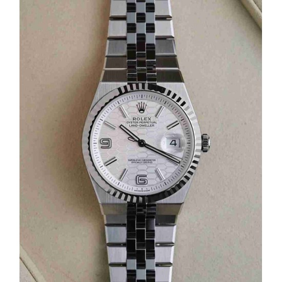 ROLEX Land-Dweller 40 RO1877 ROLEX Land-Dweller 40 RO1877