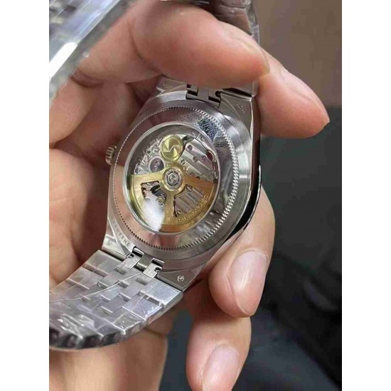 ROLEX Land-Dweller 40 RO1877 ROLEX Land-Dweller 40 RO1877