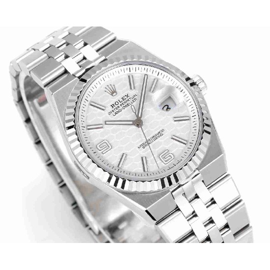 ROLEX   Land-Dweller 40 RO1899