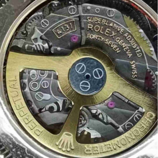 ROLEX       Land-Dweller 40 RO1900
