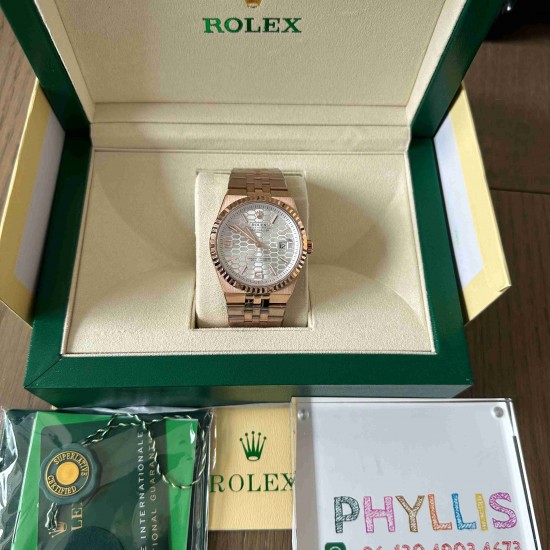 ROLEX Land-Dweller 40 RO1900 ROLEX Land-Dweller 40 RO1900