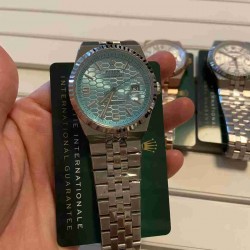 ROLEX       Land-Dweller 40 RO1901