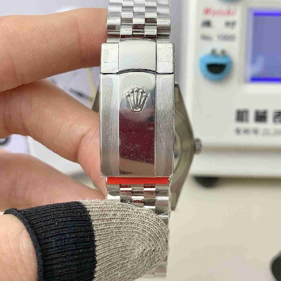 ROLEX        Date Just 41  (Chinese New Year SALE)(1:1)