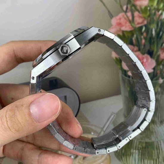 AP        Royal-Oak 15500  (Black Friday SALE)(1:1)