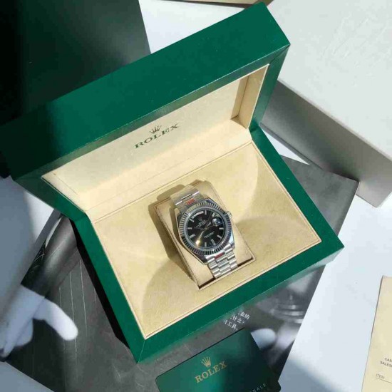 ROLEX    Day Date 40 RO1918
