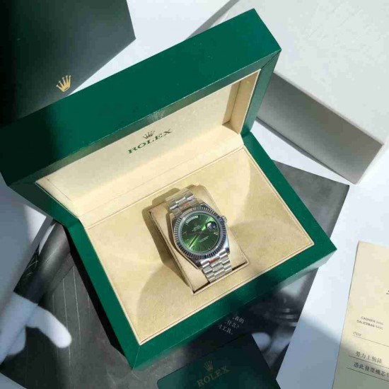 ROLEX    Day Date 40 RO1920