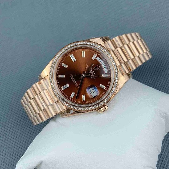 ROLEX   Day Date 40 RO1946