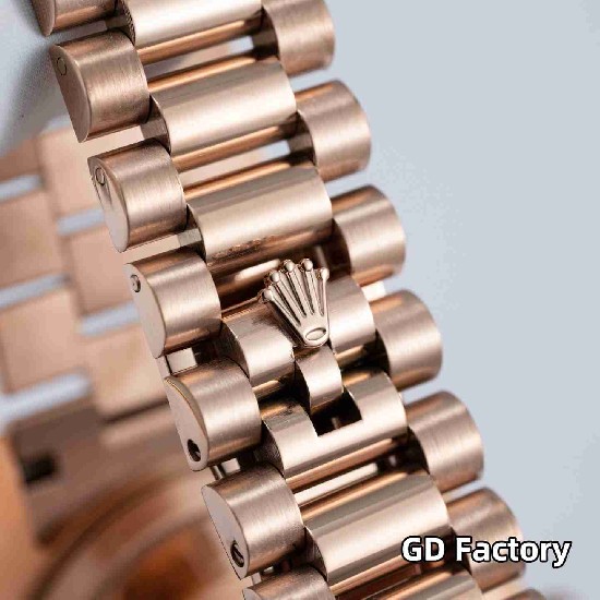 ROLEX    Day Date 40 RO1963