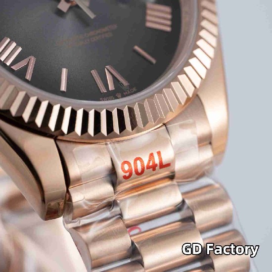 ROLEX    Day Date 40 RO1963