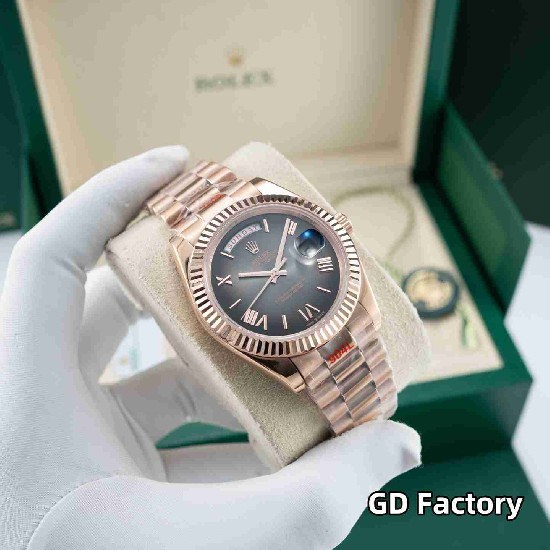 ROLEX    Day Date 40 RO1963