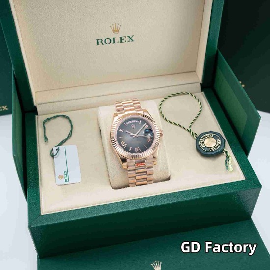 ROLEX    Day Date 40 RO1963