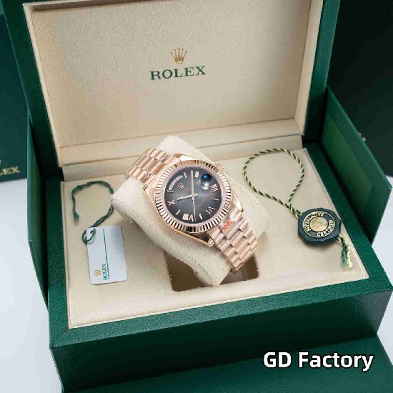 ROLEX    Day Date 40 RO1963