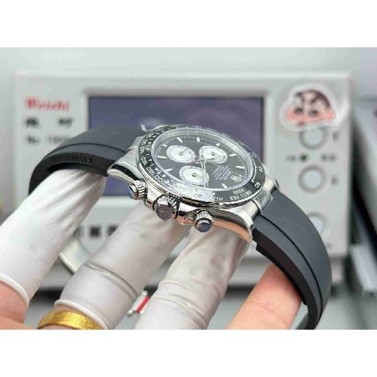 ROLEX   Cosmograph Daytona RO1967 (2025 NEW)