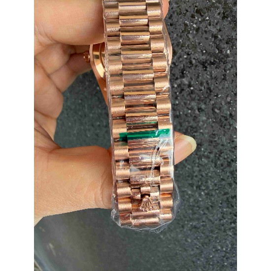 ROLEX      Day Date 40 RO1971