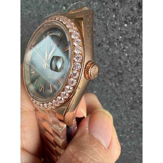 ROLEX      Day Date 40 RO1971