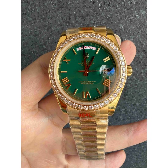 ROLEX      Day Date 40 RO1972