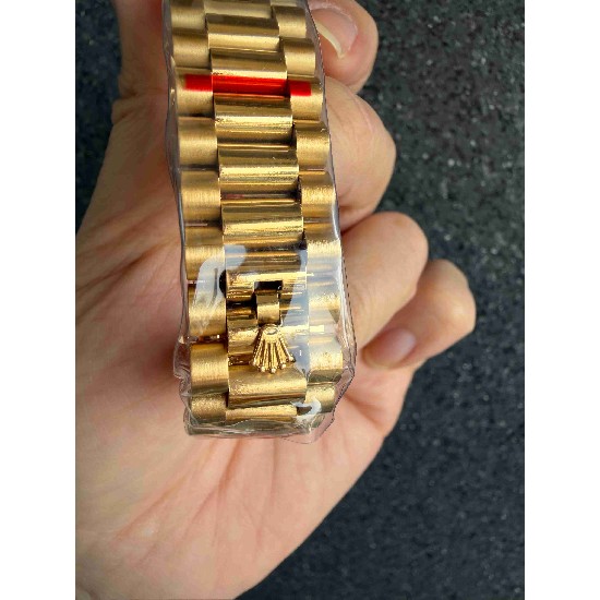 ROLEX      Day Date 40 RO1972