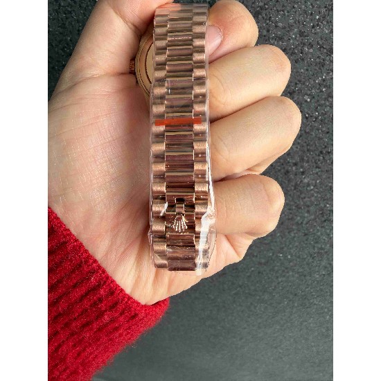 ROLEX      Day Date 40 RO1982