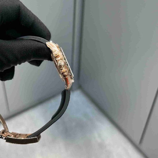 ROLEX   Cosmograph Daytona RO1983