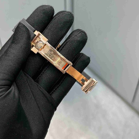 ROLEX   Cosmograph Daytona RO1983