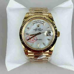 ROLEX   Day Date 40 RO2003