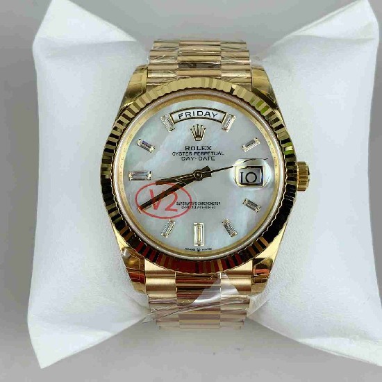 ROLEX   Day Date 40 RO2003