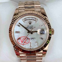 ROLEX   Day Date 40 RO2004