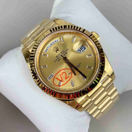 ROLEX   Day Date 40 RO2005