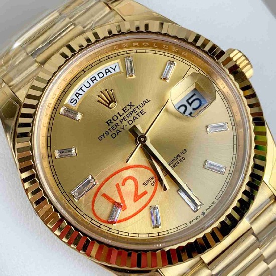 ROLEX   Day Date 40 RO2005