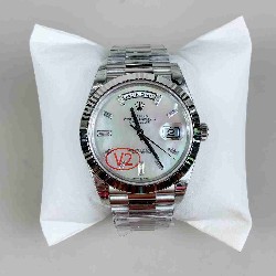 ROLEX   Day Date 40 RO2006