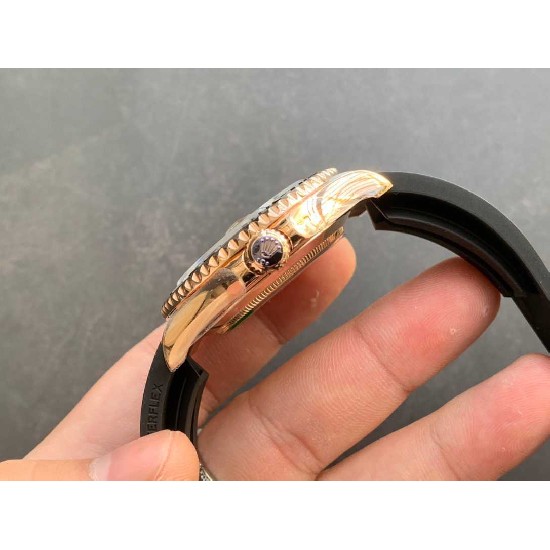 ROLEX    A Yacht-Master RO2009 (SALE)