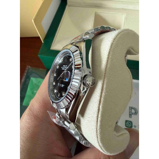 ROLEX     Date just 41 RO2018