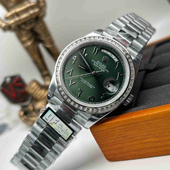 ROLEX   Day Date 40 RO2024