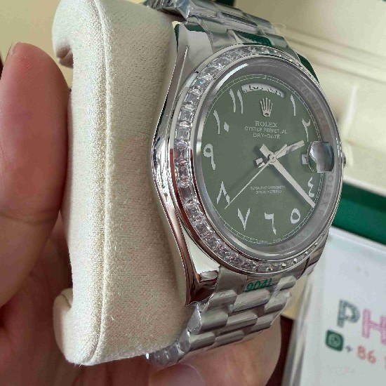 ROLEX      Day Date 40 RO2026