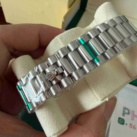 ROLEX      Day Date 40 RO2026