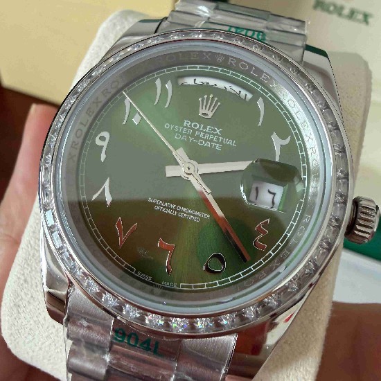 ROLEX      Day Date 40 RO2026