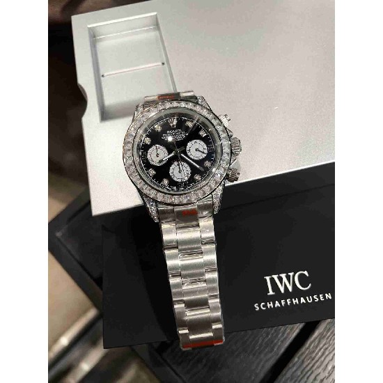 ROLEX     A Cosmograph Daytona RO2056