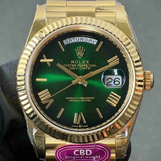ROLEX   Day Date 40 RO2063 (18K gold 210g)