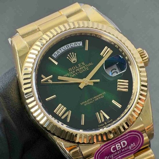 ROLEX   Day Date 40 RO2063 (18K gold 210g)