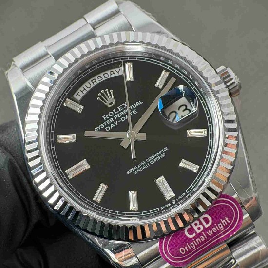 ROLEX   Day Date 40 RO2066 (18K gold 210g)
