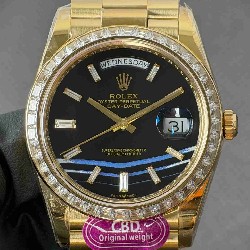ROLEX   Day Date 40 RO2067 (18K gold 210g)