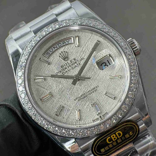 ROLEX   Day Date 40 RO2074 (18K gold 210g)