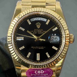 ROLEX   Day Date 40 RO2077 (18K gold 210g)