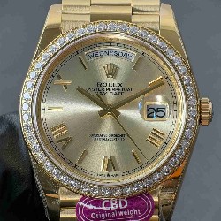 ROLEX   Day Date 40 RO2079 (18K gold 210g)