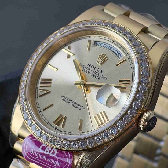 ROLEX   Day Date 40 RO2079 (18K gold 210g)