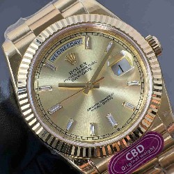 ROLEX   Day Date 40 RO2080 (18K gold 210g)
