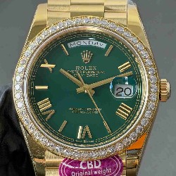 ROLEX   Day Date 40 RO2082 (18K gold 210g)